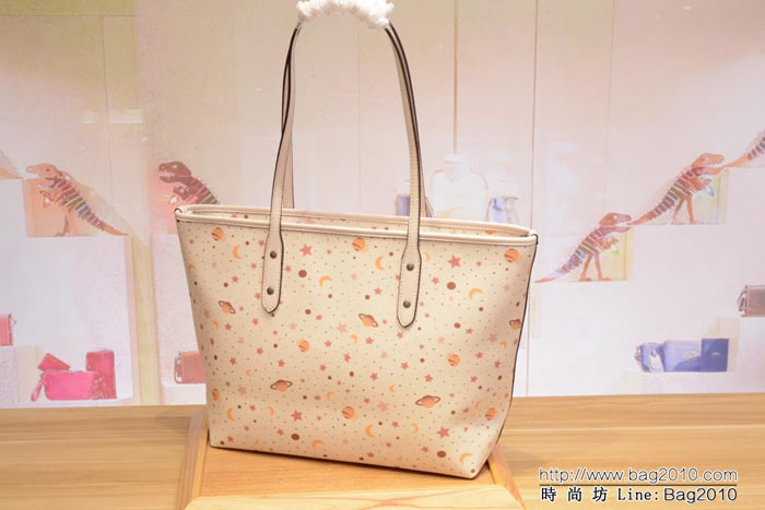 COACH蔻馳 F30058新款 拉鏈托特購物袋單肩包 十字紋頭層牛皮 星空圖案  Chz1428